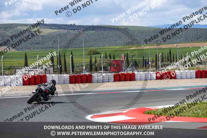 cadwell no limits trackday;cadwell park;cadwell park photographs;cadwell trackday photographs;enduro digital images;event digital images;eventdigitalimages;navarra;no limits trackdays;peter wileman photography;racing digital images;trackday digital images;trackday photos